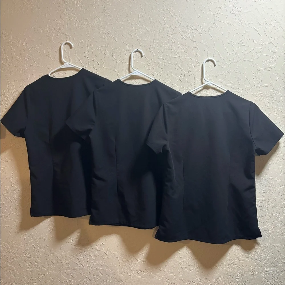 Figs Black Short Sleeve 1 pocket scrub Tops (3) - Picture 2 of 3